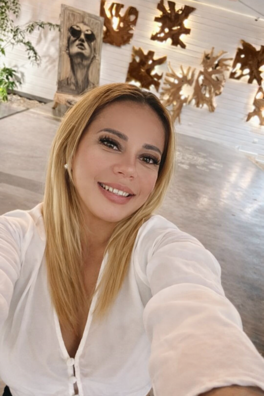 Founder of Roatan Jane's Tours